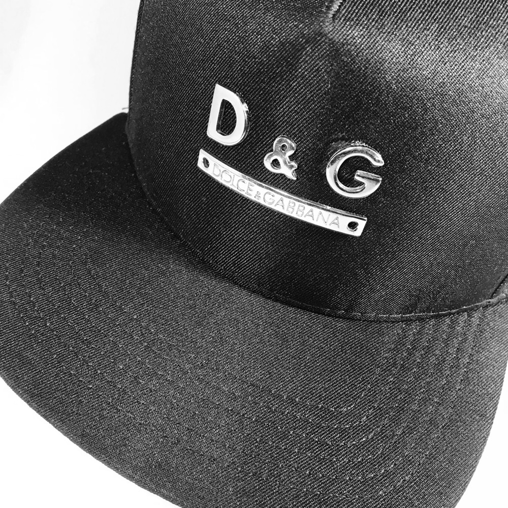 D & G Black Snapback Hat